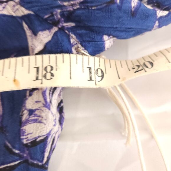 NWT Band of Gypsies B.O.G Collective Womens Small Blue Floral Audrey Cropped Top - Picture 5 of 7